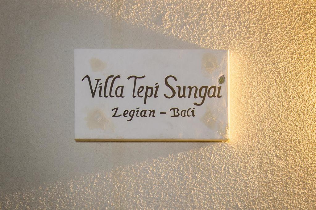 Villa Tepi Sungai Legian Rom bilde
