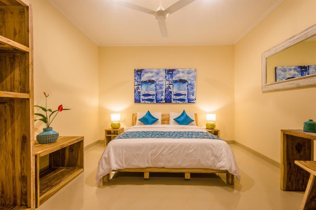 Villa Tepi Sungai Legian Rom bilde