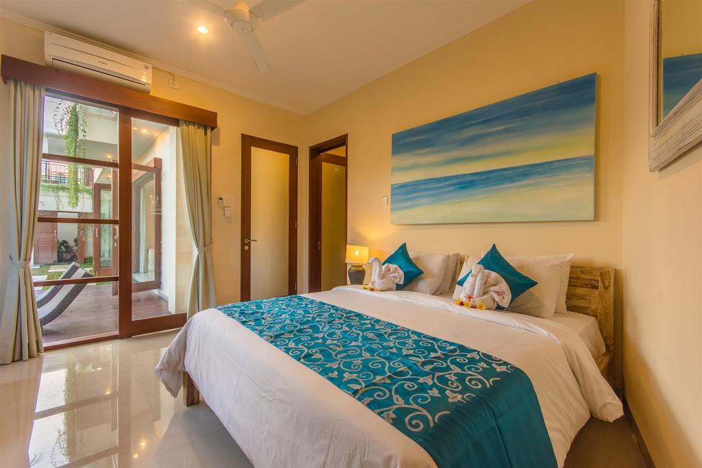 Villa Tepi Sungai Legian Rom bilde