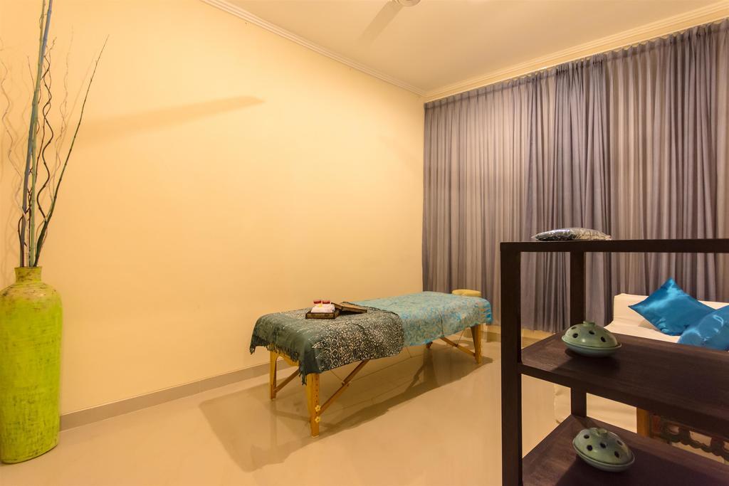 Villa Tepi Sungai Legian Rom bilde